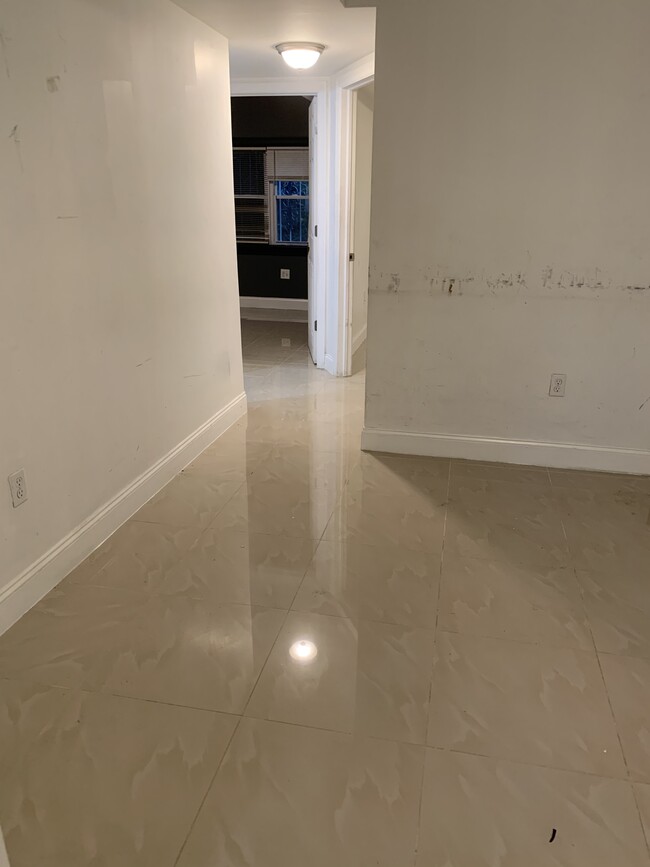 Beautiful Flooring - 440 Castle Hill Ave
