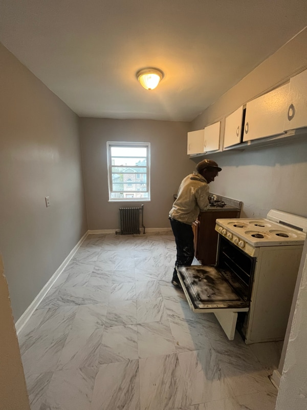 Building Photo - 60 Crawford St