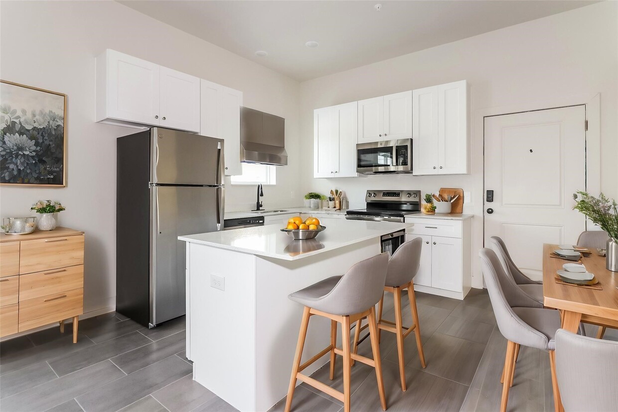 Foto principal - 7806 Clearview St