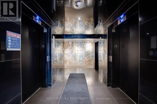 Building Photo - 306 Essa Rd