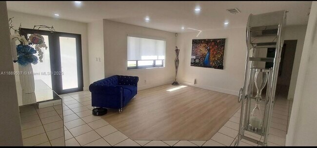 Foto del edificio - 1417 SW 139th Ave