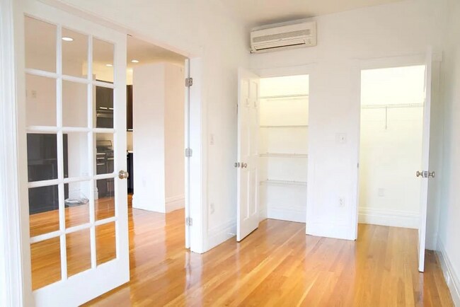 Foto del edificio - 271 Newbury St