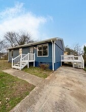 Building Photo - 1920 15th Way SW