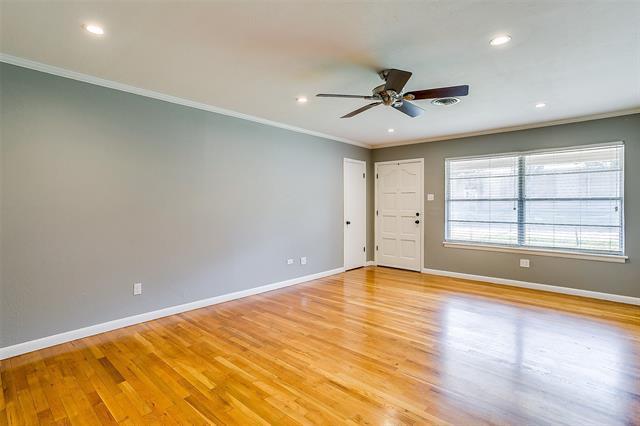 Foto del edificio - 3708 Stadium Dr