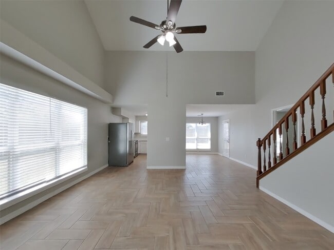 Building Photo - 13603 Lynnville Dr