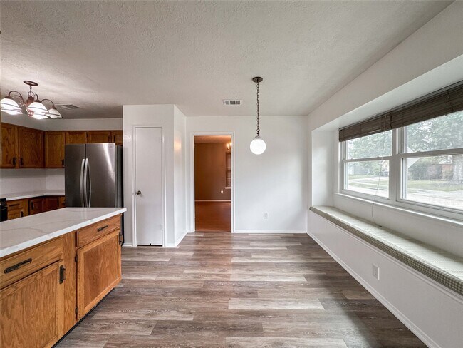 Building Photo - 2903 Auburn Dr