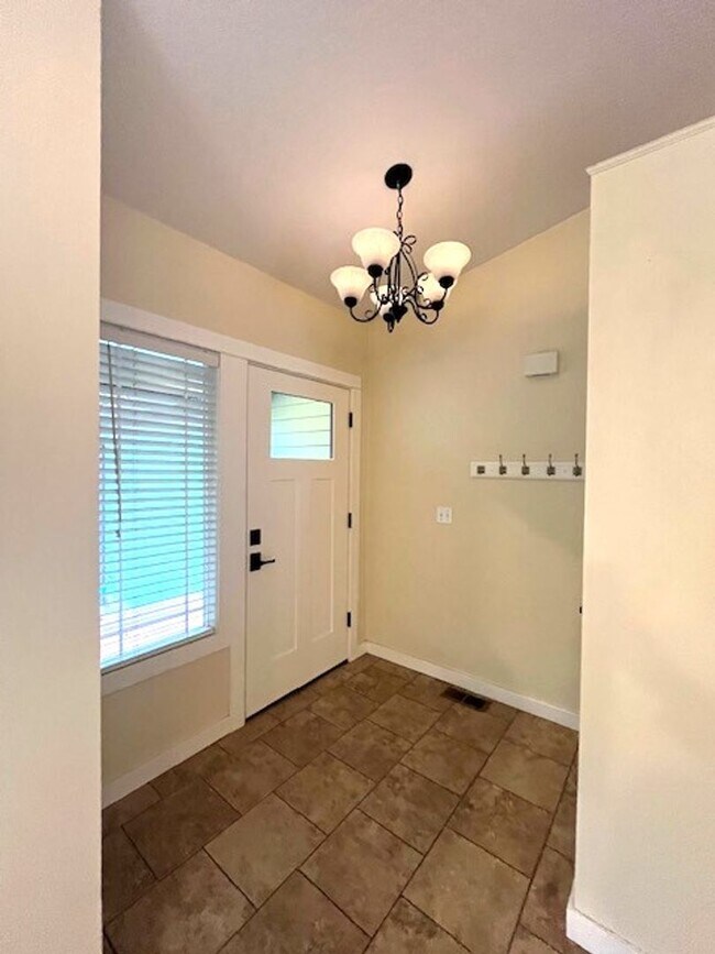 Foto del edificio - Charming & Well-Maintained 3BR Home in the Heart of Wine Country