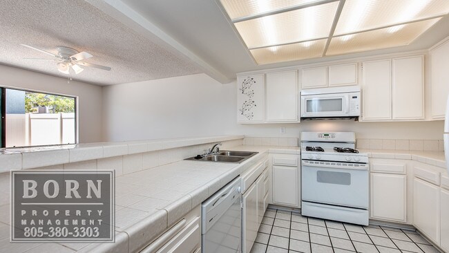 Foto del edificio - 601 Artisan Rd