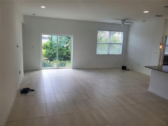 Building Photo - 212 Grouper Ct