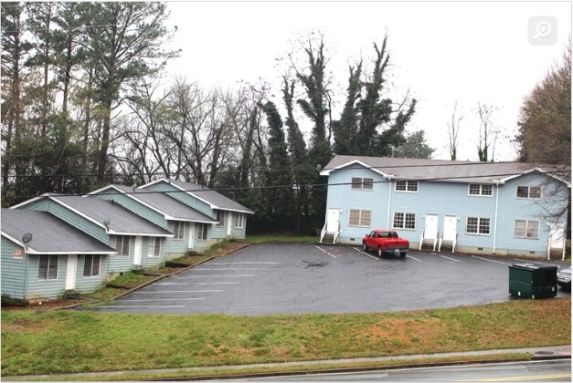 Primary Photo - 72 E Whitman St