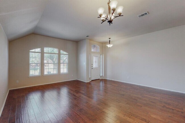Foto del edificio - 9213 Harrisburg Ln