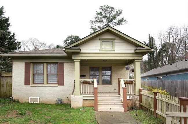 Building Photo - 1081 Moreland Ave SE