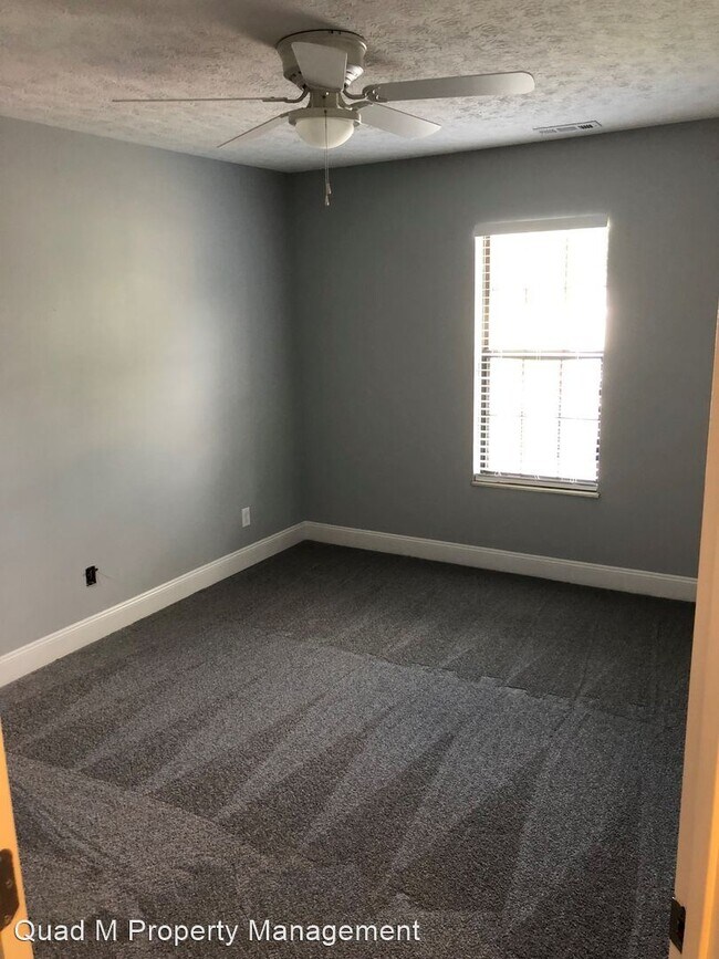 Foto del edificio - 3823-3853 Copperfield Pl