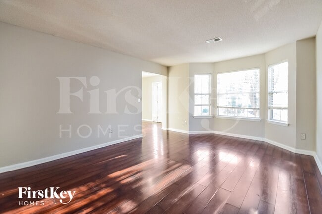 Foto del edificio - 3632 Salem Glen Rd