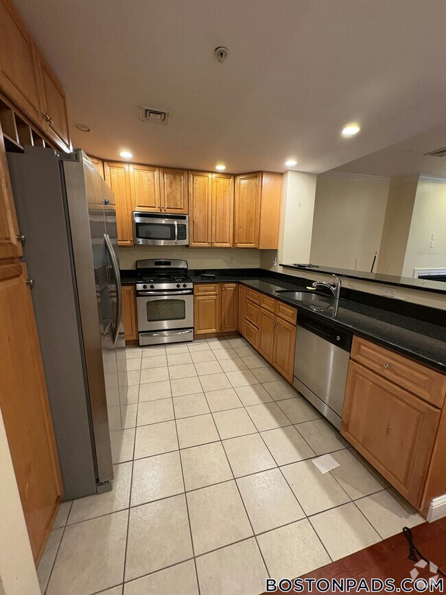 83 Fairmount Ave