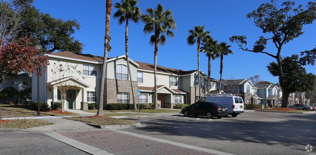 Building Photo - The Oaks at Durkeeville