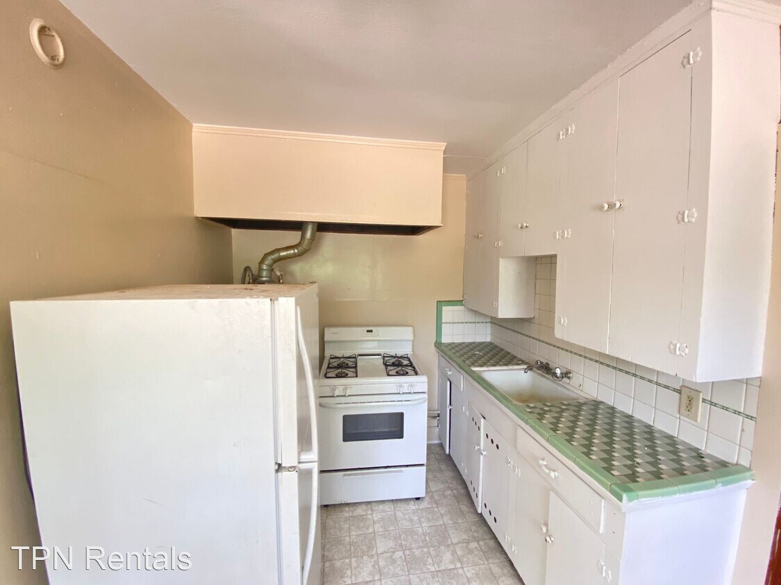 Building Photo - 1 br, 1 bath House - 111 1/2 Yarbrough