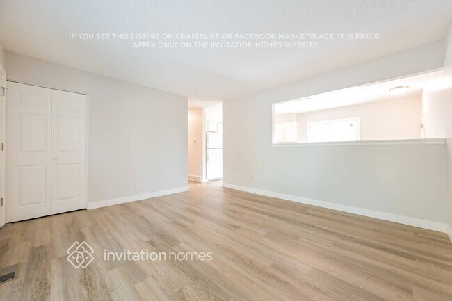 Building Photo - 1671 S Rifle St