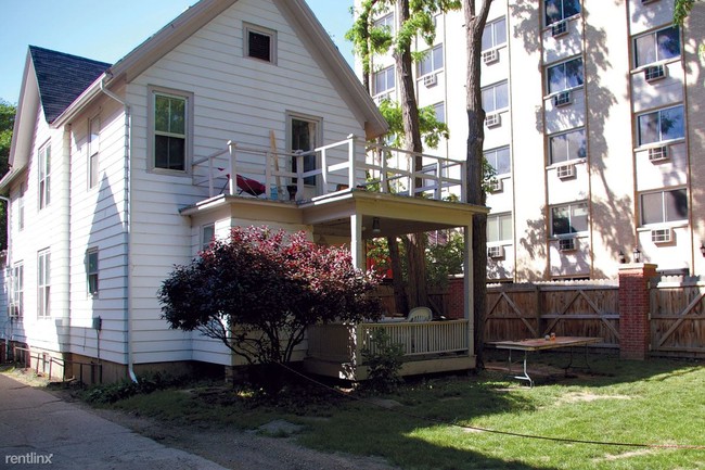 Building Photo - 4 br, 2 bath House - Gilman House