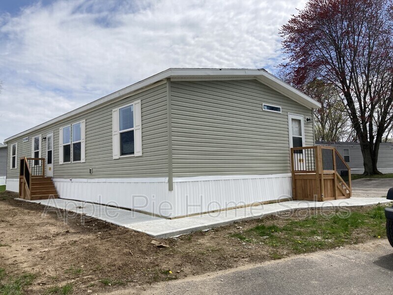 4135 S Rybolt Ave, Indianapolis, IN 46221 House Rental in Indianapolis, IN