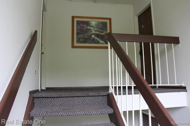 Foto del edificio - 1685 Riverside Dr