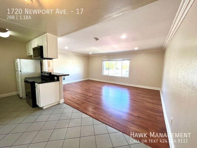 Foto del edificio - 1720 Newport Ave