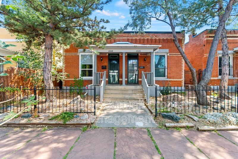 Foto principal - 2608 Curtis Street