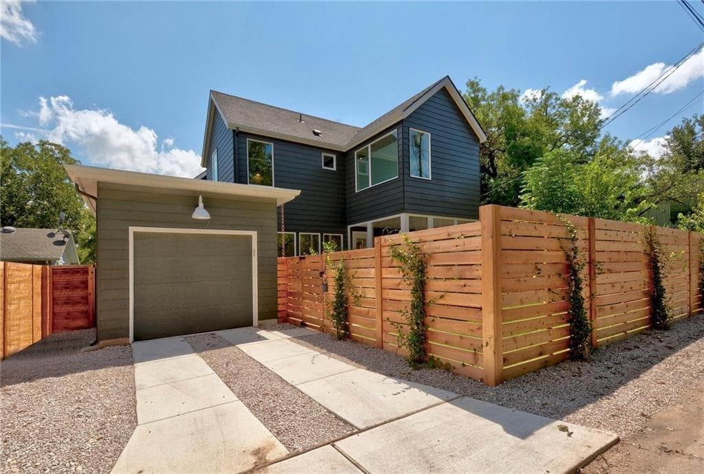 Primary Photo - 5514 Avenue H