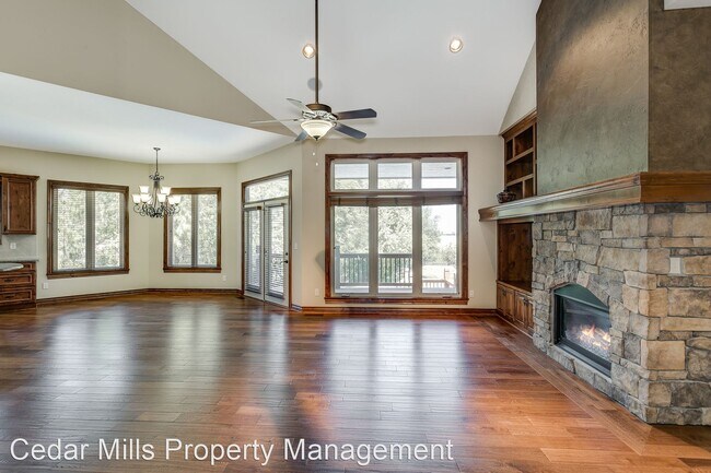 Building Photo - 5 br, 3 bath House - 13604 E. Mainsgate