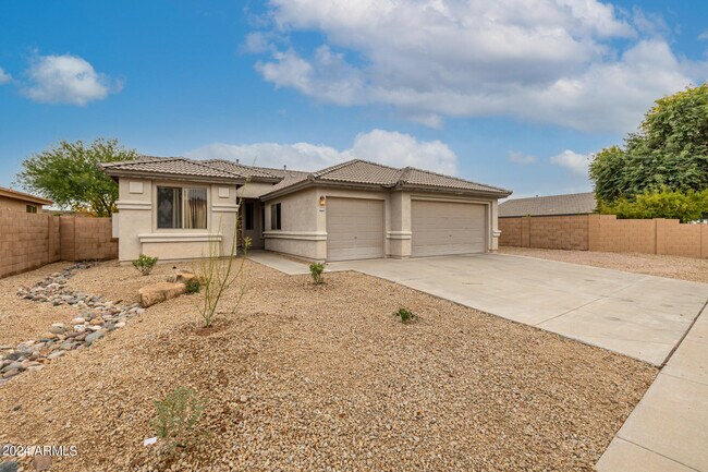 Foto del edificio - 18455 N 167th Ln