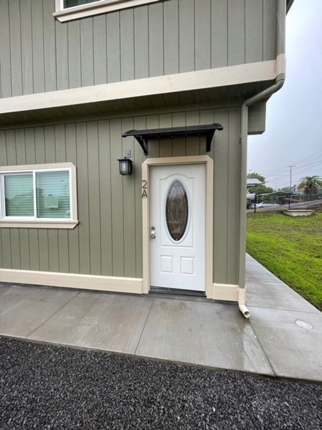 Building Photo - 1767 Kilauea Ave