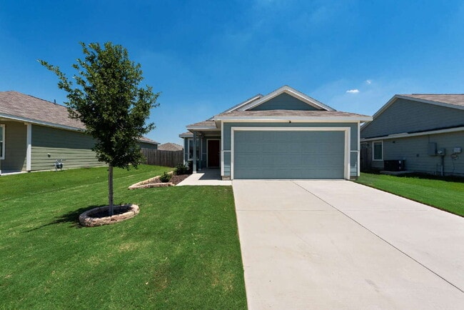 Photo - Charming 3-Bedroom Home with 2 Full Baths in Justin, TX – Cozy Living at Shale Creek