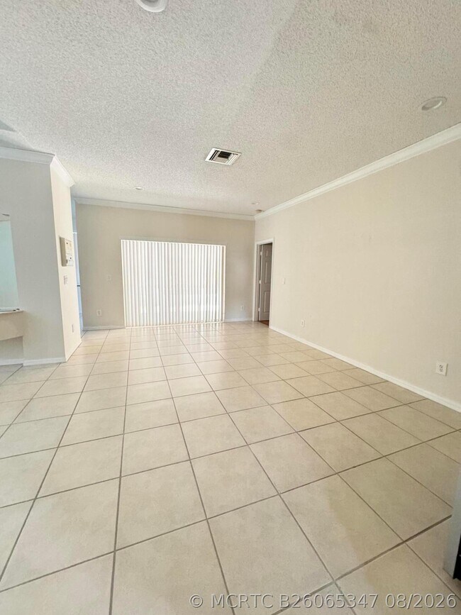 Building Photo - 10895 Fillmore Dr