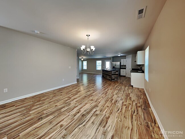 Foto del edificio - 95 Fleetwood Ct