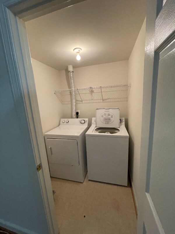 Building Photo - 15610 Avocet Loop