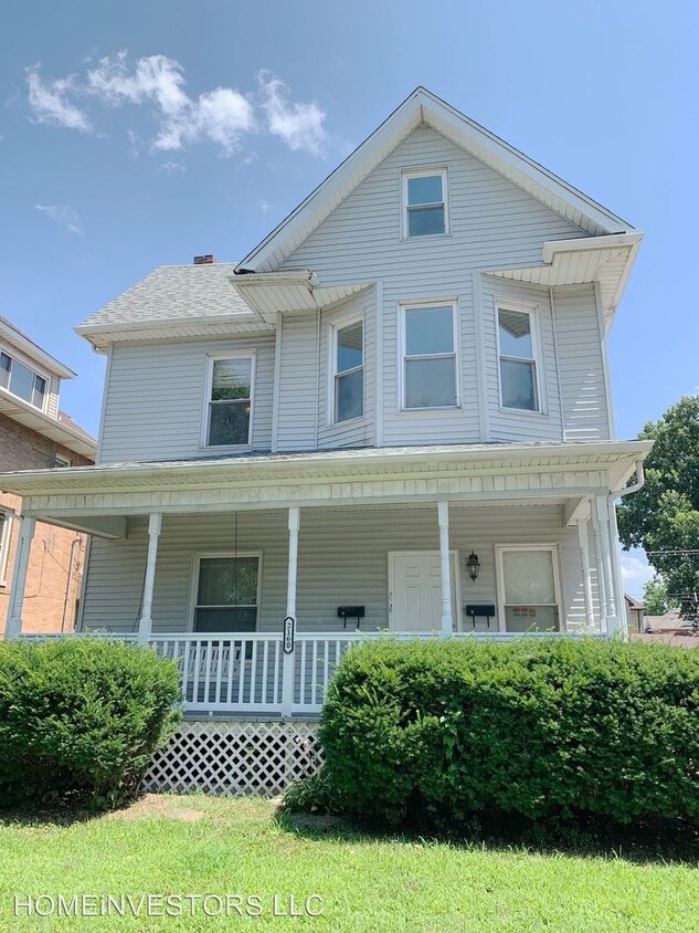 Primary Photo - 2160 Cleveland Blvd
