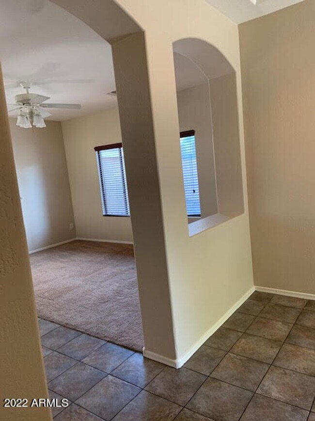Building Photo - Charming 3 bedroom home in GATED community...