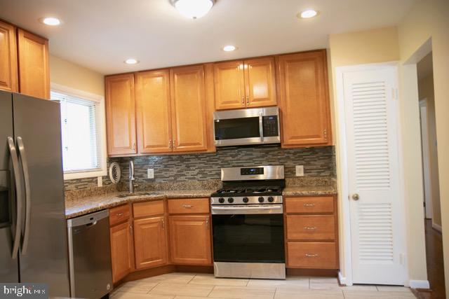 Foto del edificio - 1509 Birchwood Dr