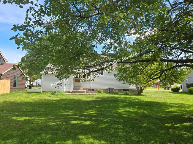 Foto del edificio - 639 Cohasset Dr