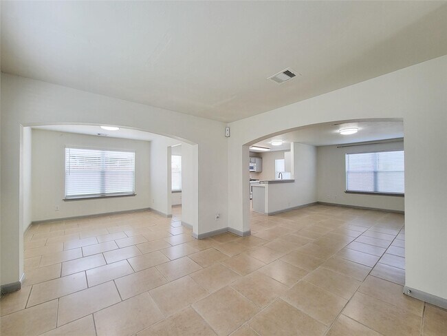 Foto del edificio - 19022 Yellow Thrush Dr