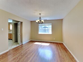 Building Photo - 31106 Perlican Dr