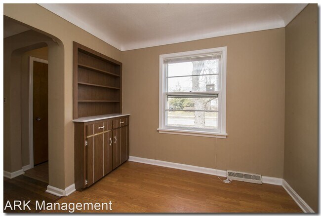 Building Photo - 3 br, 2 bath House - 4392 Ardmore Rd