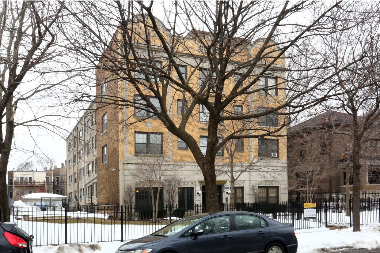 Foto del edificio - Loyalton Apartments