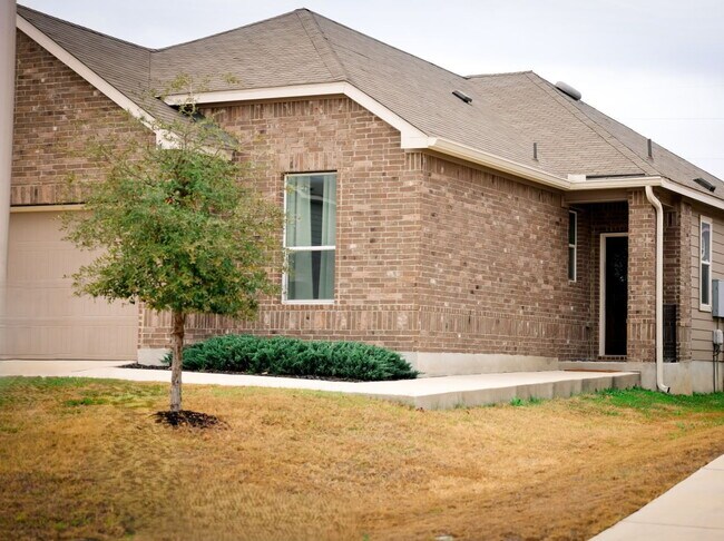 Building Photo - 3434 Jefferson Dr