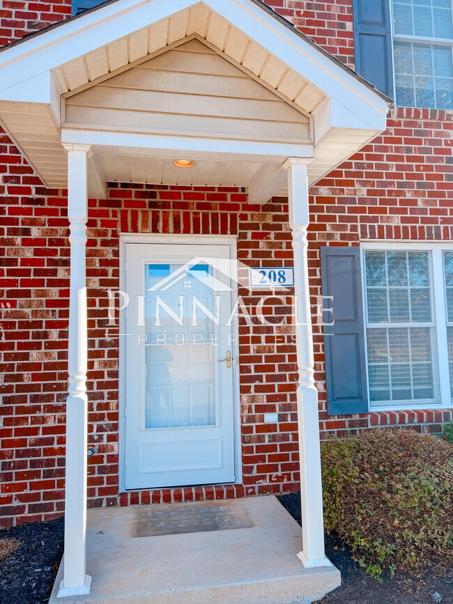 208 Colonnade St, Lynchburg, VA 24502 Townhome Rentals in Lynchburg