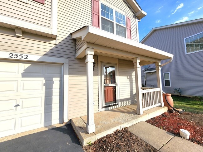 Foto del edificio - 2552 Cesario Dr