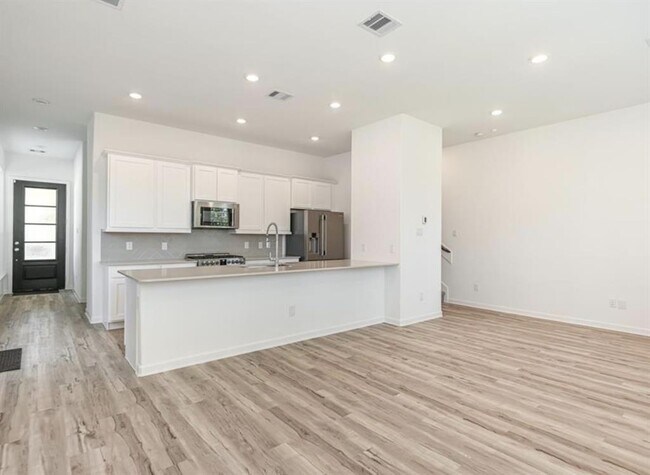 Foto del edificio - 526 Dry Fork Ln