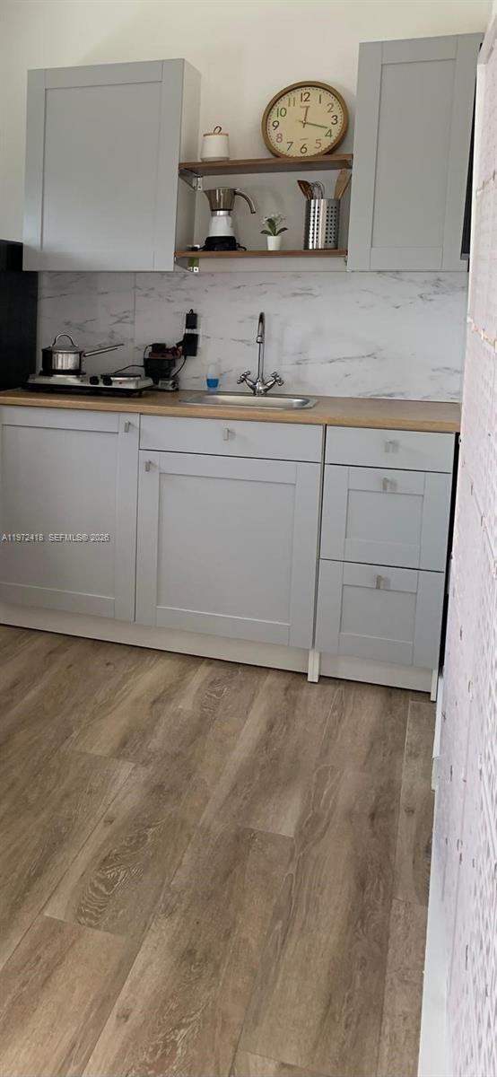 Foto del edificio - 1100 SW 126th Pl