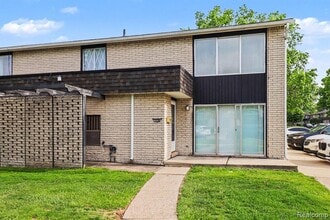 Building Photo - 8232 Karam Blvd