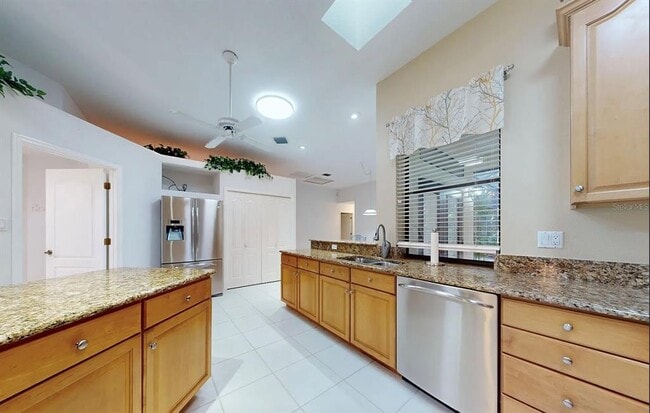 Building Photo - 1780 Otisco Way